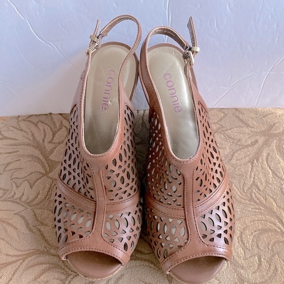Connie NAKITA Cork Wedge woman’s sandal shoe tan brown leather upper size 7.5 🌹 - Picture 3 of 17